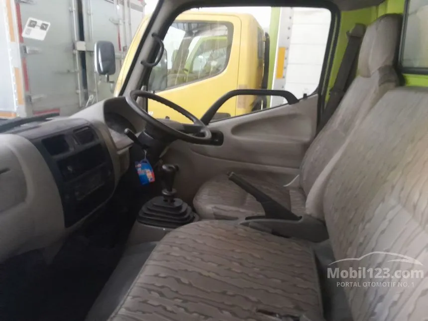 2019 Hino Dutro 110 LD Truck