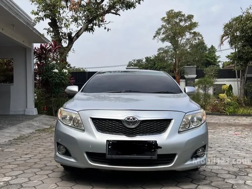 Jual Mobil Toyota Corolla Altis 2010 V 2.0 di Yogyakarta Automatic Sedan Silver Rp 110.000.000