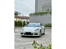 2015 Porsche Panamera 3.0 S Hatchback Odo 8 Rbuan (TERMURAH)