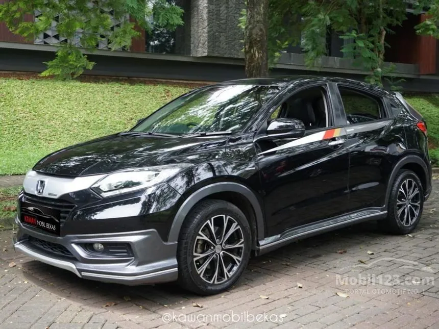 Jual Mobil Honda HR