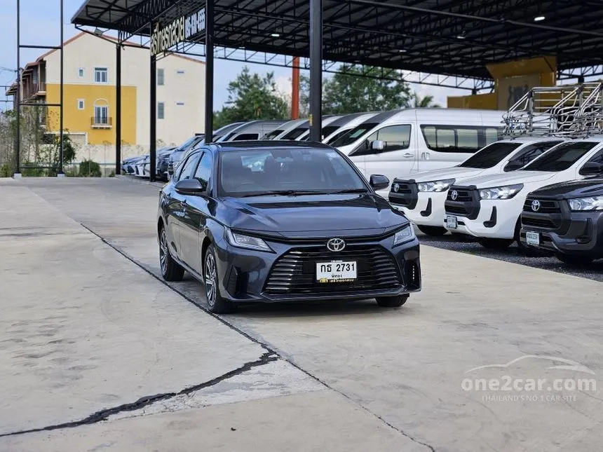 2023 Toyota Yaris Ativ Smart Sedan