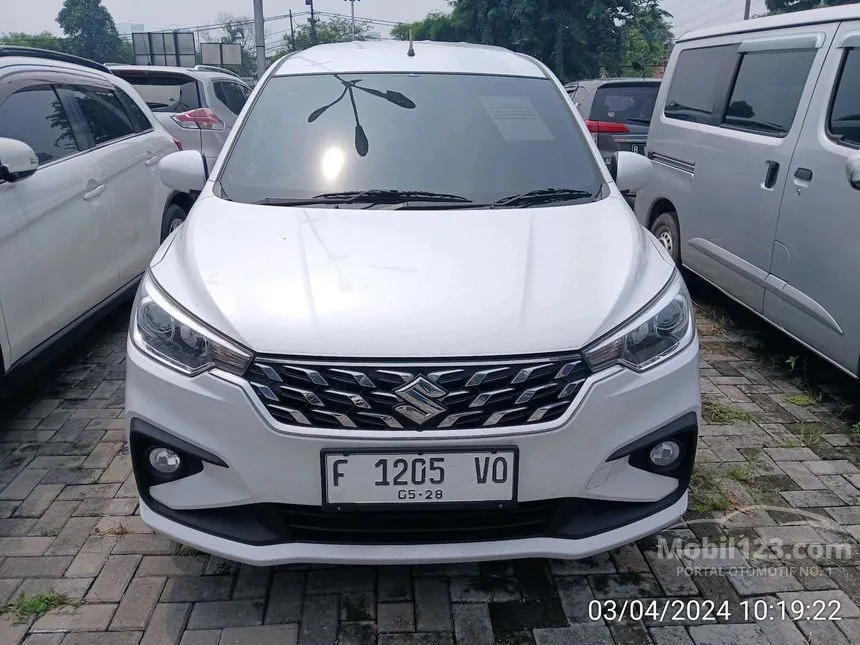 Jual Mobil Suzuki Ertiga 2023 GL 1.5 di Jawa Barat Manual MPV Putih Rp 179.000.000