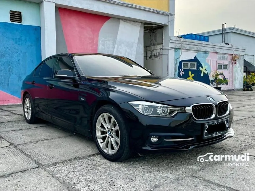 Jual Mobil BMW 320i 2016 Sport 2.0 di DKI Jakarta Automatic Sedan Hitam Rp 378.000.000