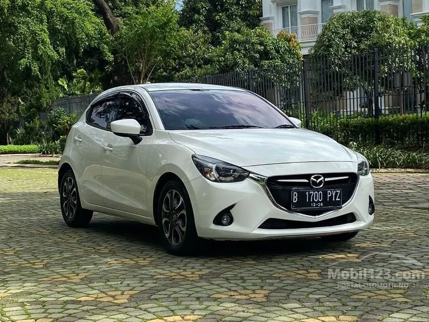 Jual Mobil Mazda 2 2016 GT 1.5 di DKI Jakarta Automatic Hatchback Putih Rp 168.000.000