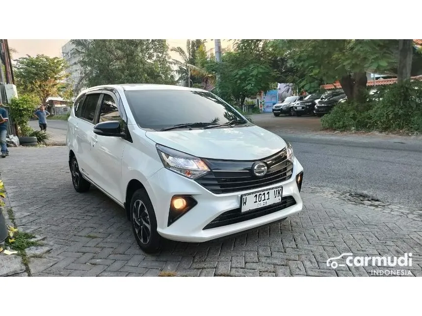 Jual Mobil Daihatsu Sigra 2023 R 1.2 di Jawa Timur Manual MPV Putih Rp 139.000.000
