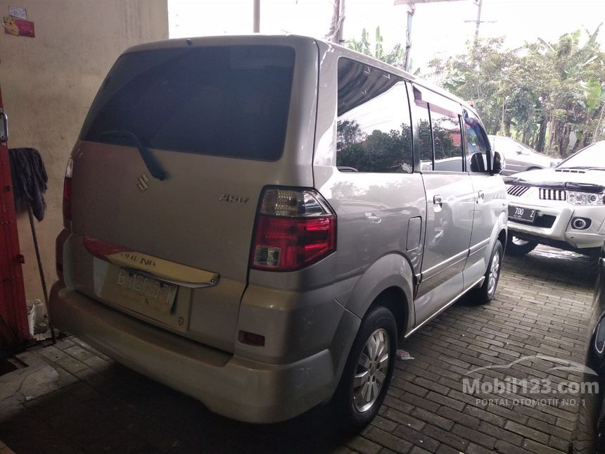 Jual Mobil  Suzuki APV  2009 GX Arena 1 5 di Jawa Timur  