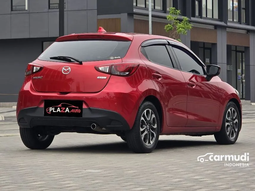2015 Mazda 2 R Hatchback