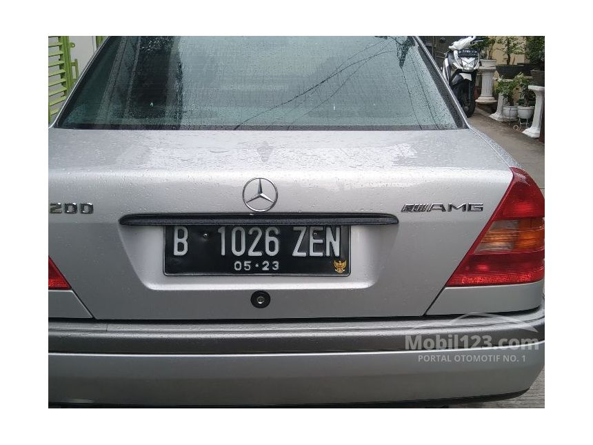 1996 Mercedes-Benz C200 2.0 Automatic Sedan
