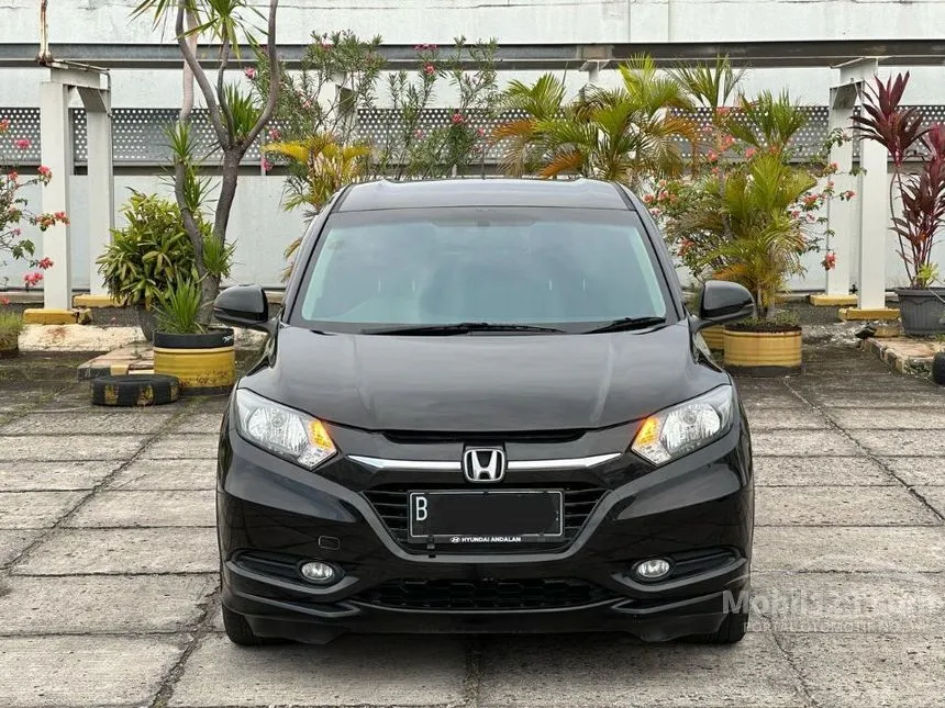 Jual Mobil Honda HR