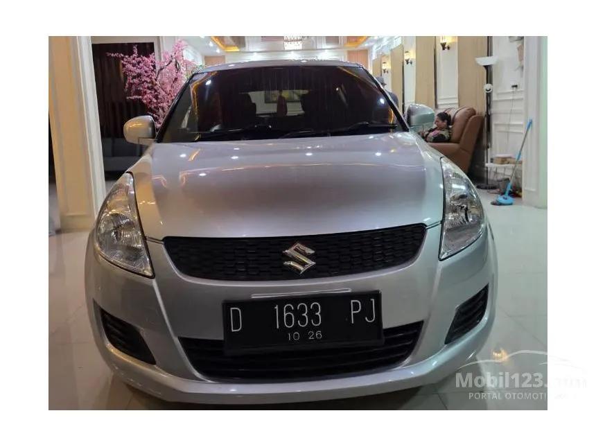 Jual Mobil Suzuki Swift 2013 GL 1.4 di Jawa Barat Manual Hatchback Abu