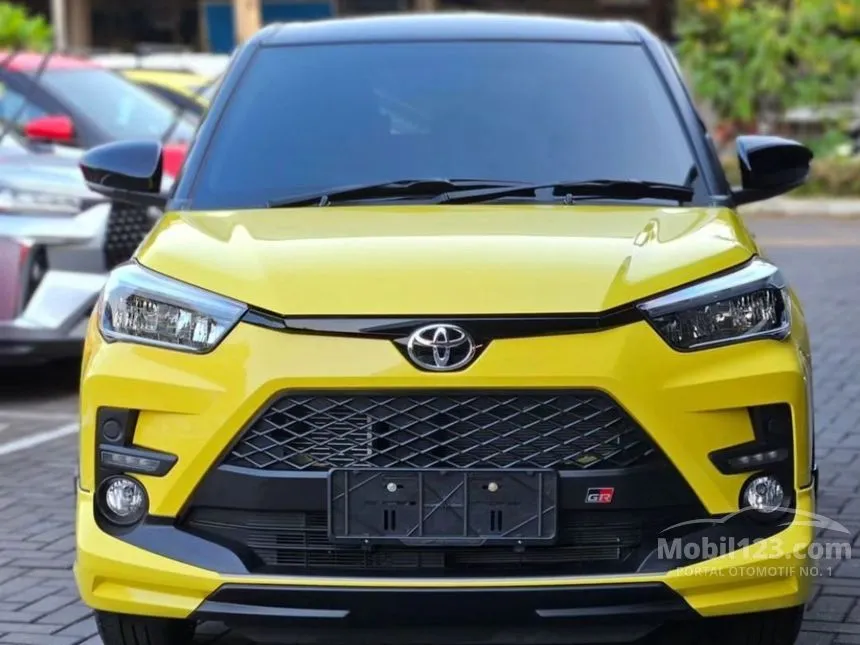 Jual Mobil Toyota Raize 2024 GR Sport 1.0 di Jawa Barat Automatic Wagon Kuning Rp 265.000.000