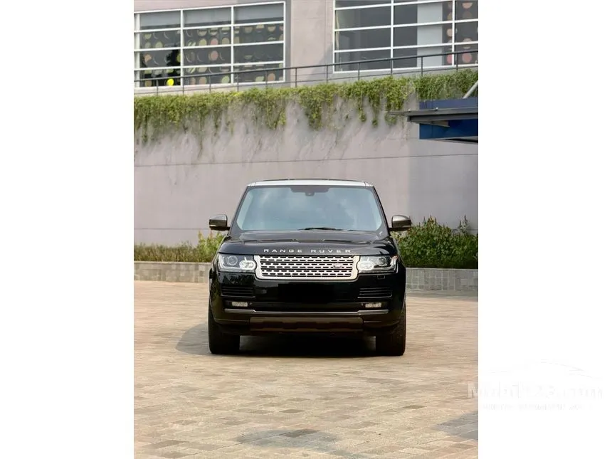 2013 Land Rover Range Rover Vogue SE SUV