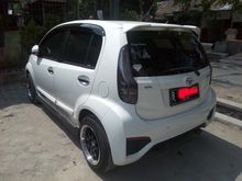 2015 Daihatsu Sirion 1.3 D FMC DELUXE Hatchback