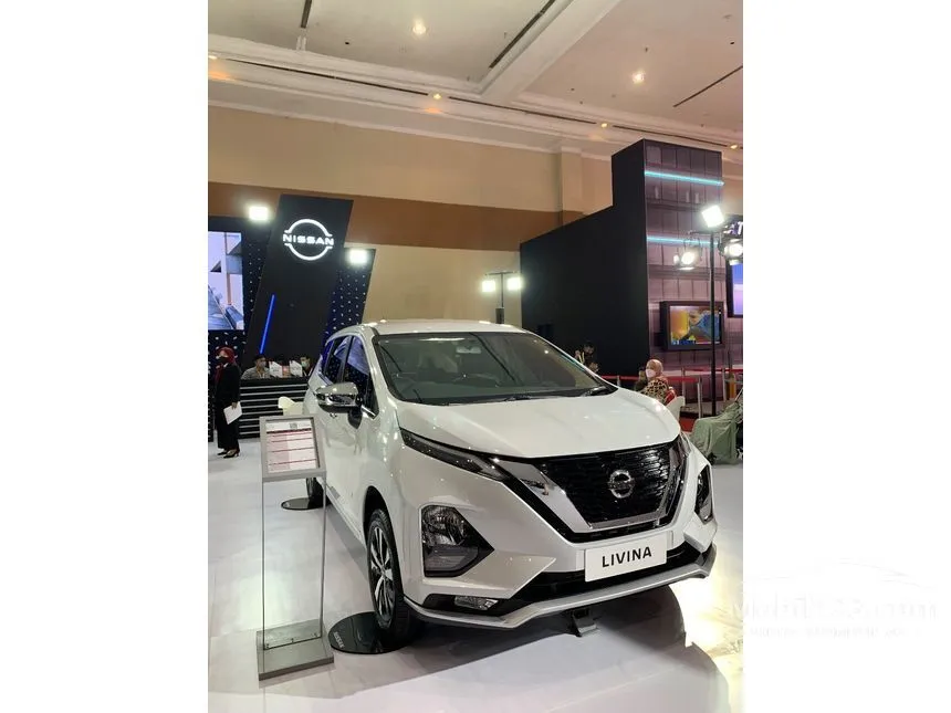 Jual Mobil Nissan Livina 2023 VL 1.5 di Banten Automatic Wagon Putih Rp 300.000.000