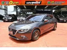 2015 Mazda 3 2.0 (ปี 14-18) S Sports Hatchback
