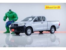 2017 Toyota Hilux Revo 2.4 SMARTCAB J Pickup