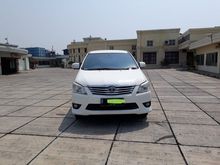 2012 Toyota Kijang Innova 2.0 V MPV matic putih dp35jtan saja