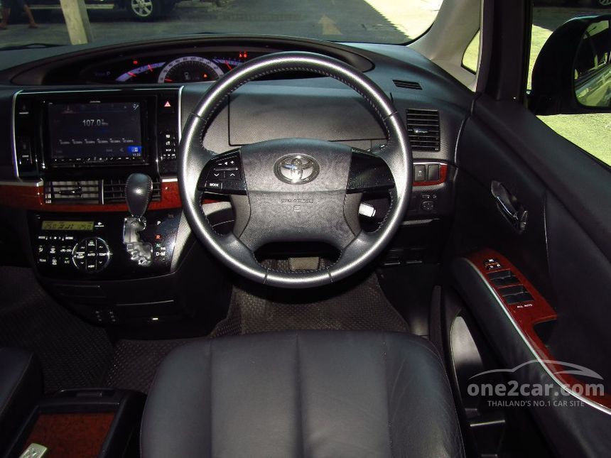 Toyota Estima 2015 Aeras 2.4 in กรุงเทพและปริมณฑล Automatic Wagon สีขาว ...