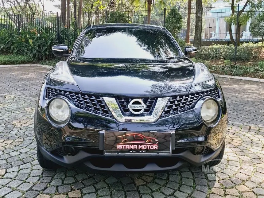 2016 Nissan Juke RX Black Interior SUV