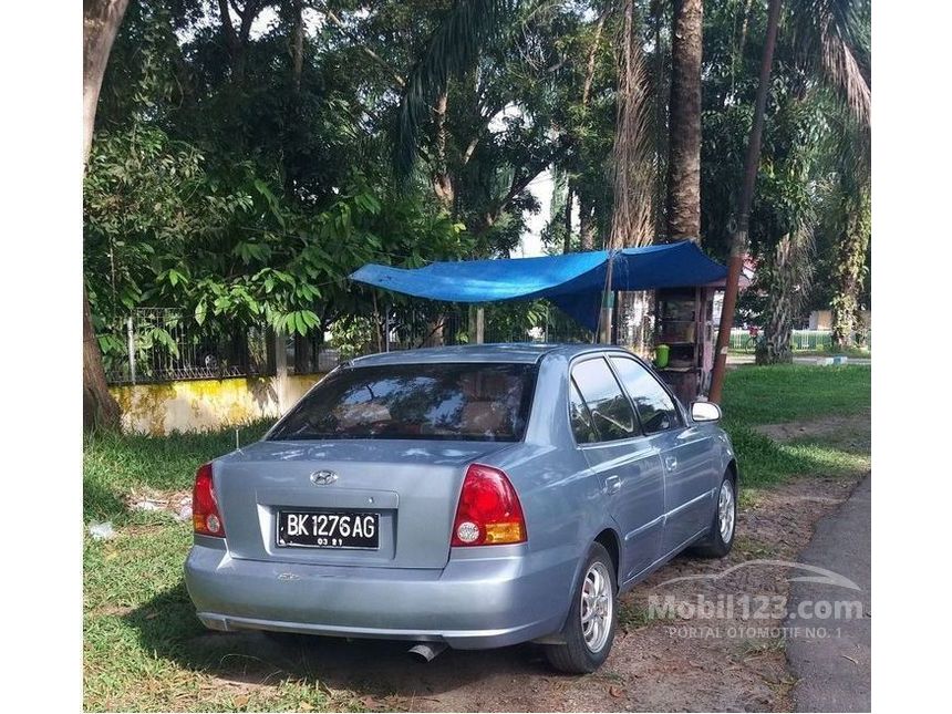 Jual Mobil Hyundai Accent 2004 GLS 1.5 di Sumatera Utara 