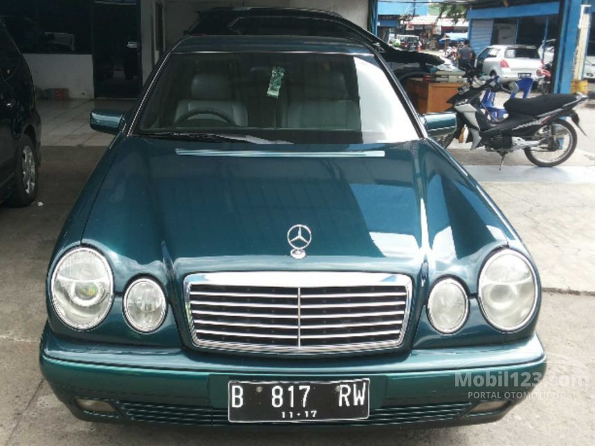 Мерседес w210 e230