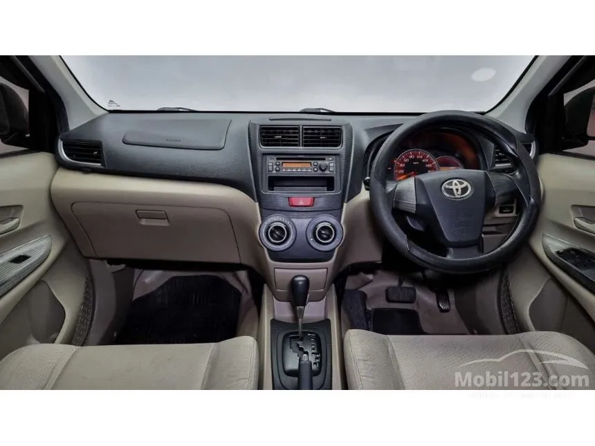 2018 Daihatsu Ayla R Deluxe Hatchback