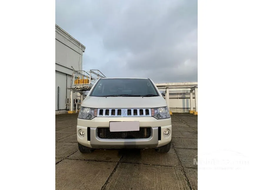 Jual Mobil Mitsubishi Delica 2016 Royal 2.0 di DKI Jakarta Automatic Van Wagon Putih Rp 195.000.000