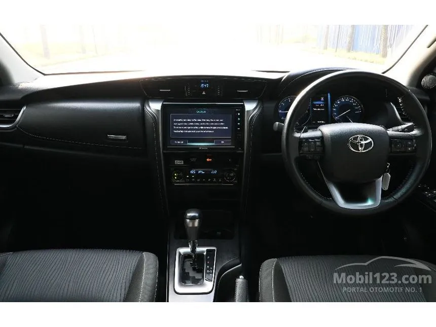 2023 Toyota Fortuner G 4X2 SUV