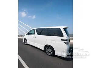 2011 Toyota Vellfire 2.4 V MPV