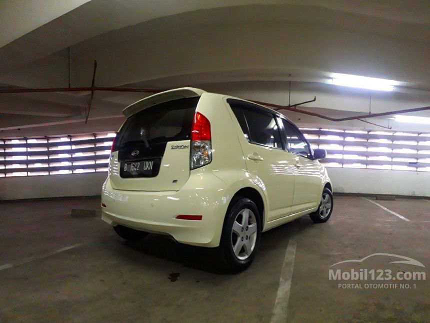 Jual Mobil  Daihatsu  Sirion 2010 D Sport  1 3 di DKI Jakarta 