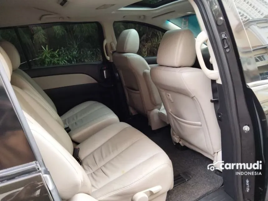 2012 Mazda 8 MPV