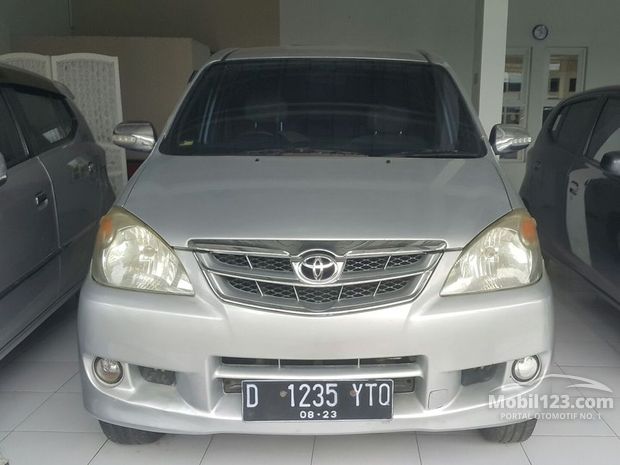 Toyota Avanza Mobil bekas dijual di Bandung Jawa-barat Toyota Avanza Mobil bekas dijual di Bandung Jawa-barat