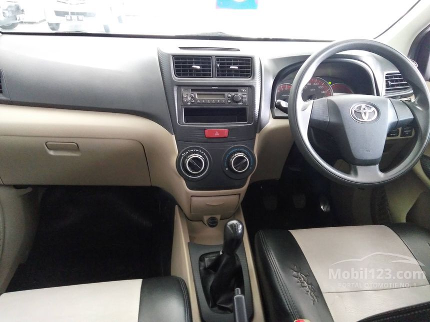 Jual Mobil  Toyota Avanza  2012 G  1 3 di Yogyakarta  Manual 