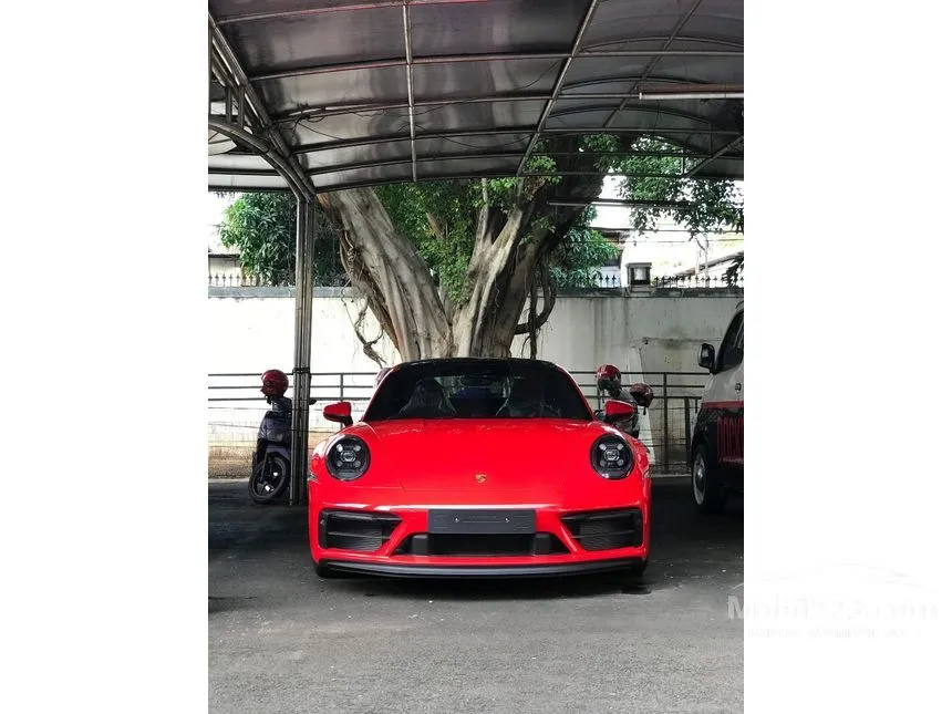 2023 Porsche 911 Carrera GTS Coupe