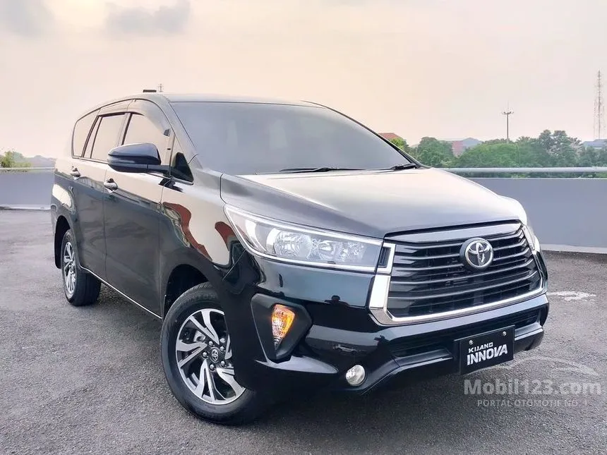 Jual Mobil Toyota Kijang Innova 2024 G 2.4 di Jawa Barat Automatic MPV Hitam Rp 361.100.000