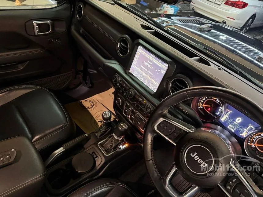 2021 Jeep Wrangler Sahara Unlimited 4 Door SUV