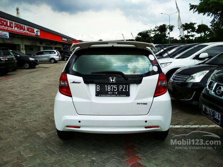 Jual Mobil Honda Jazz 2013 S 1.5 di Banten Automatic 