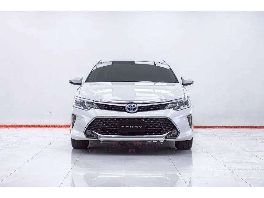 2016 Toyota CAMRY Hybrid Sedan