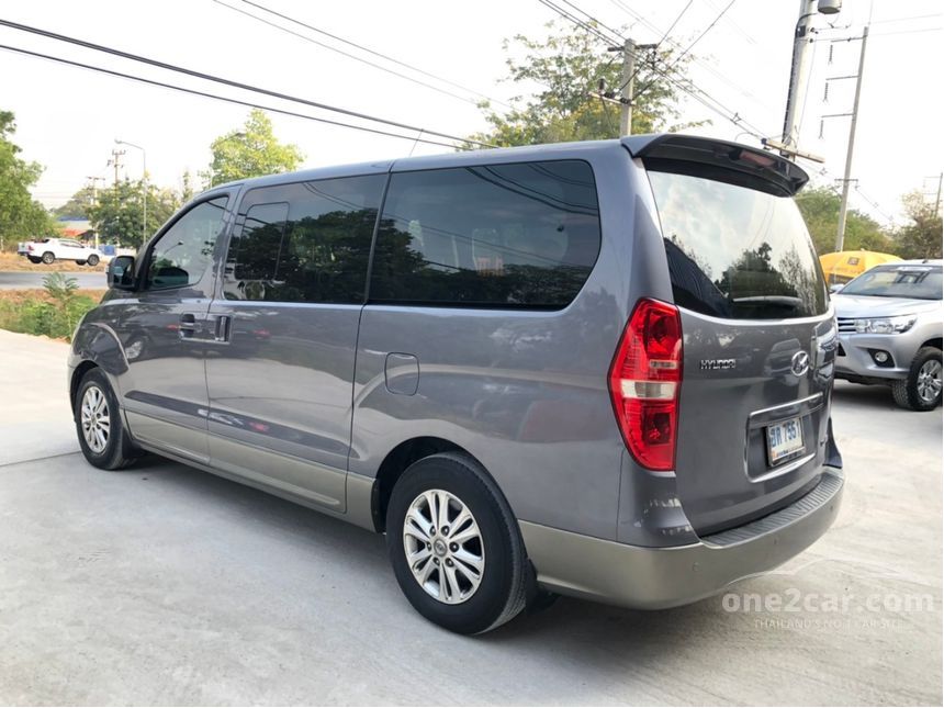 2009 Hyundai H-1 2.5 (ปี 08-17) Grand Maesto Van AT for sale on One2car