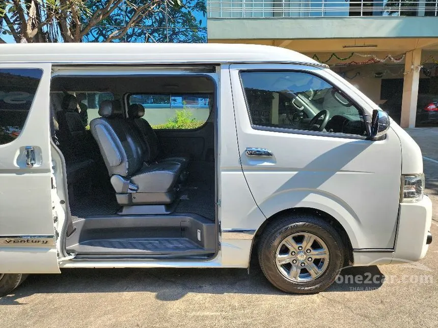2018 Toyota VENTURY G Van