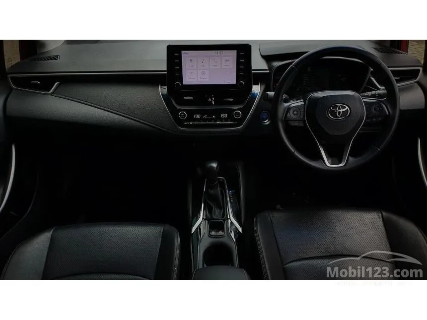 2019 Toyota Corolla Altis HYBRID Sedan