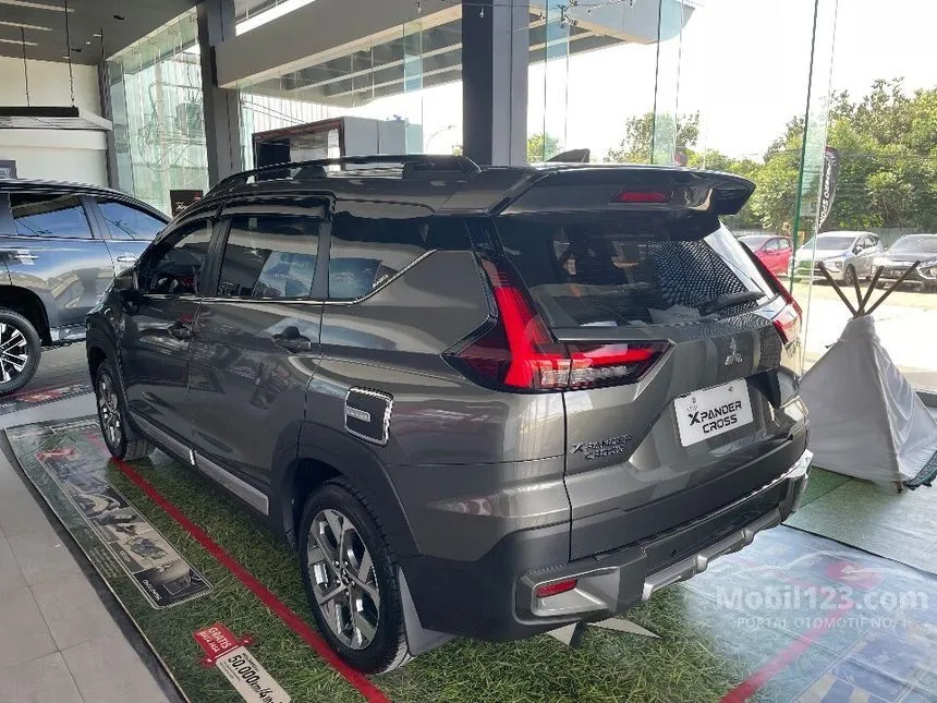 2023 Mitsubishi Xpander CROSS Premium Package Wagon