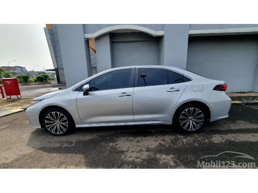 2021 Toyota Corolla Altis V Sedan
