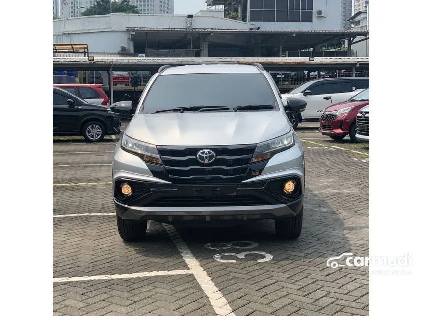 Jual Mobil Toyota Rush 2024 S GR Sport 1.5 di DKI Jakarta Automatic SUV Silver Rp 258.500.000
