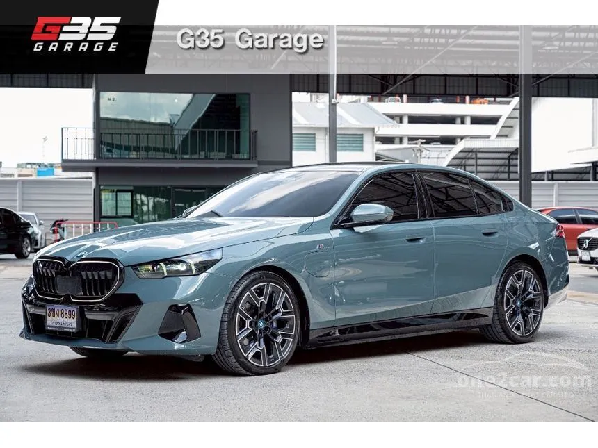 2025 BMW 530e M Sport Pro Sedan
