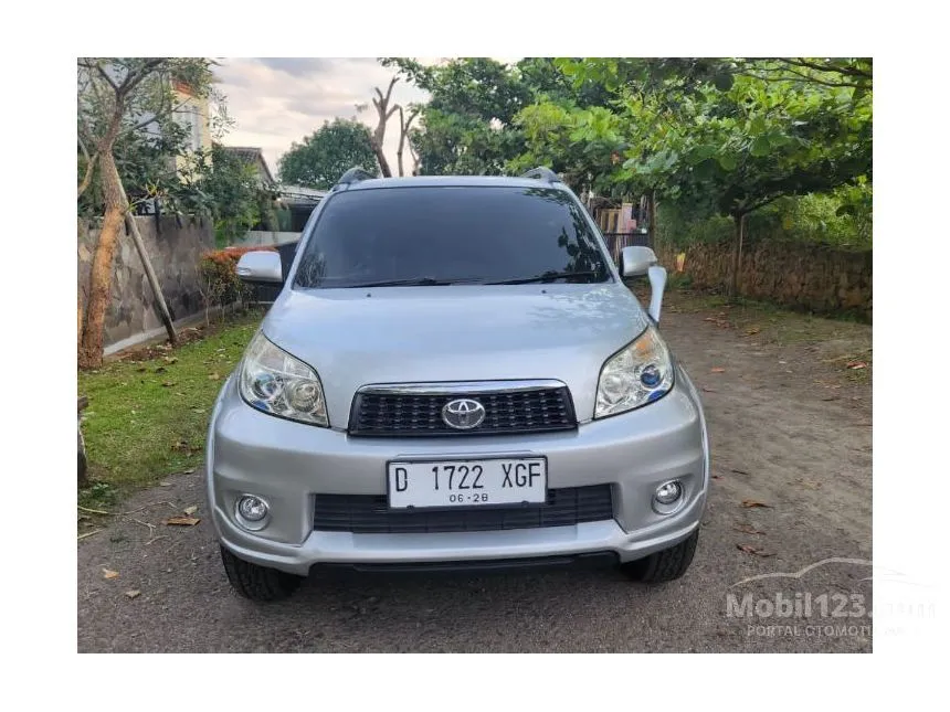 Jual Mobil Toyota Rush 2013 G 1.5 di Jawa Barat Automatic SUV Silver Rp 149.000.000