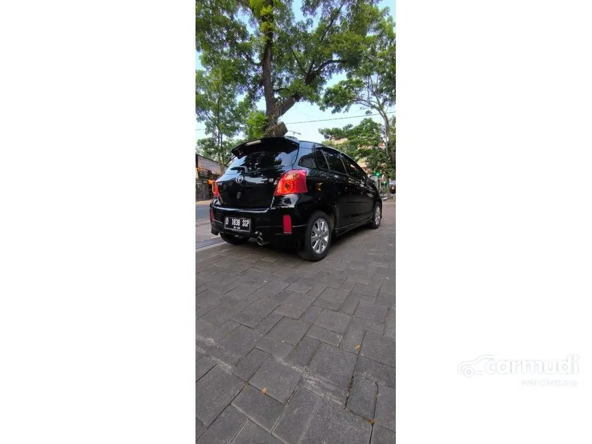 2012 Toyota Yaris S Hatchback