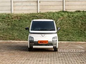 2023 Wuling Air EV Standard Range Hatchback
