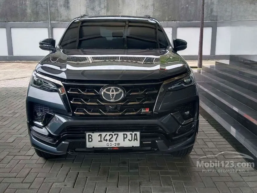 Jual Mobil Toyota Fortuner 2022 GR Sport 4X4 2.8 di DKI Jakarta Automatic SUV Abu