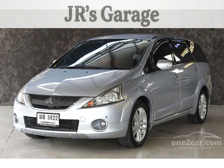 2012 Mitsubishi SPACE WAGON GT Wagon